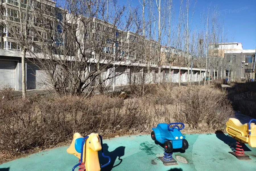 金宇钻石1室1厅1卫西朝向1500.00元/月出租