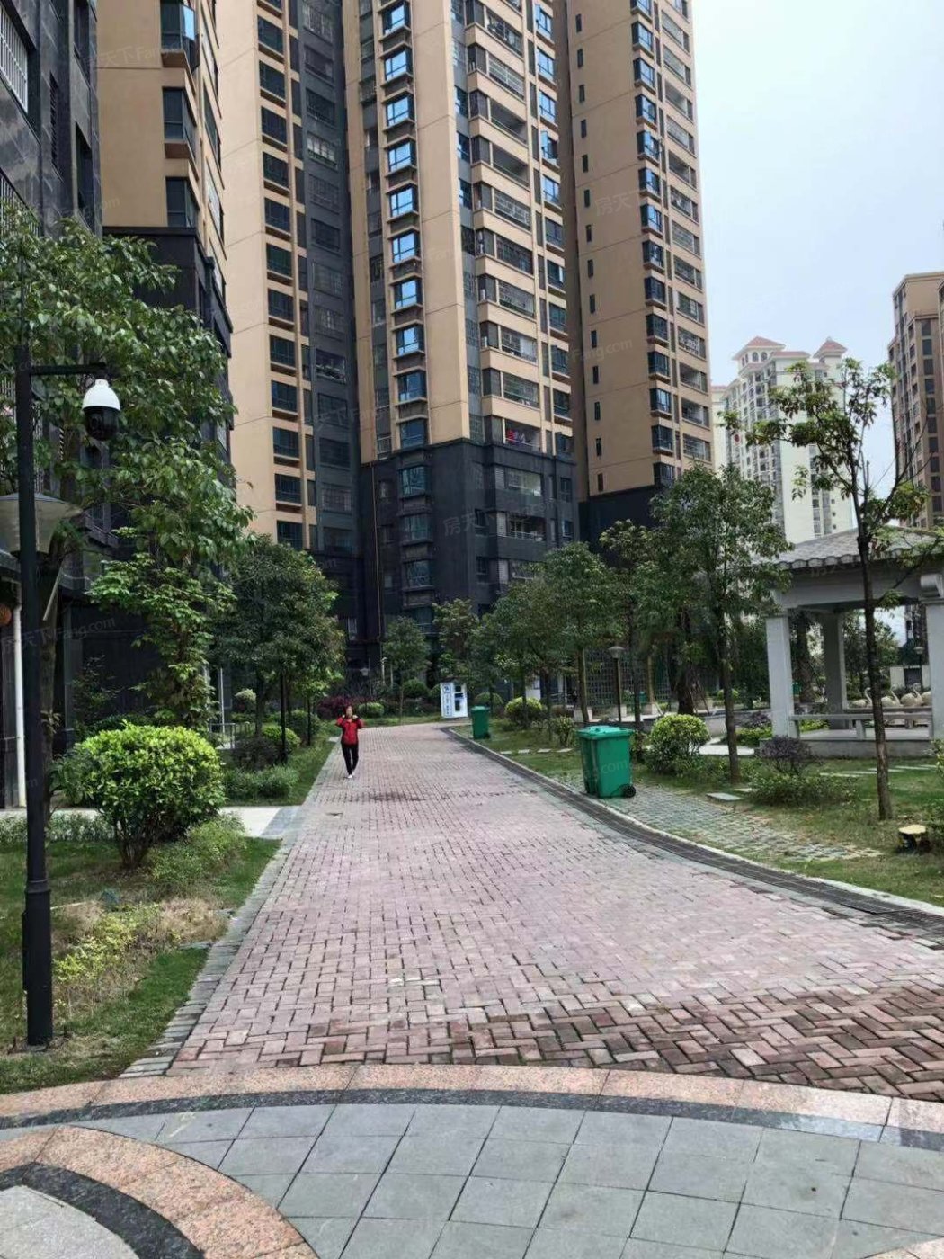 福满瑞园4室2厅2卫南朝向2500.00元/月出租