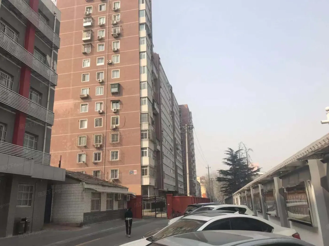 复兴路79号院1室1厅1卫南朝向5830.00元/月出租