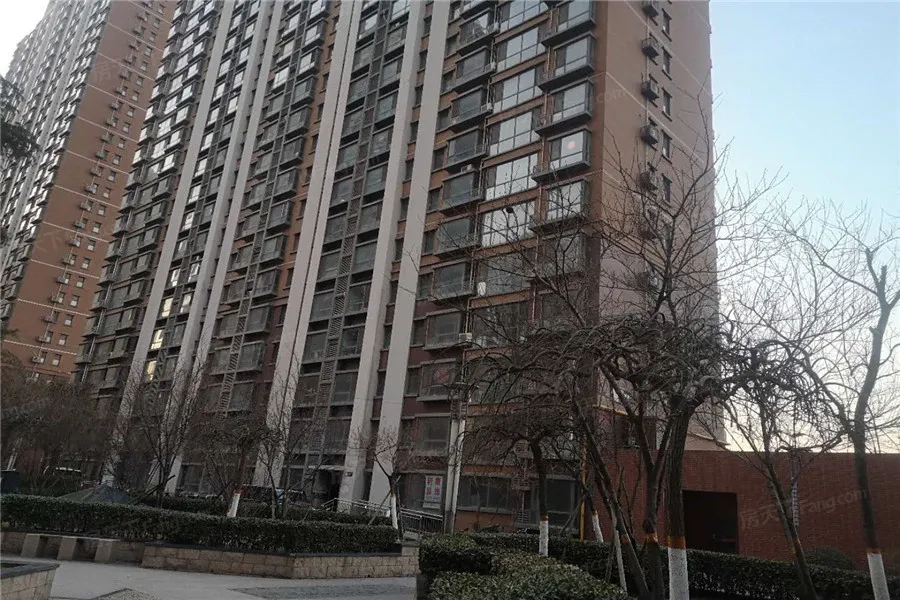 卓达太阳城青年之都1室1卫南朝向650.00元/月出租