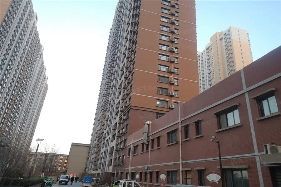 卓达太阳城青年之都1室1卫南朝向700.00元/月出租