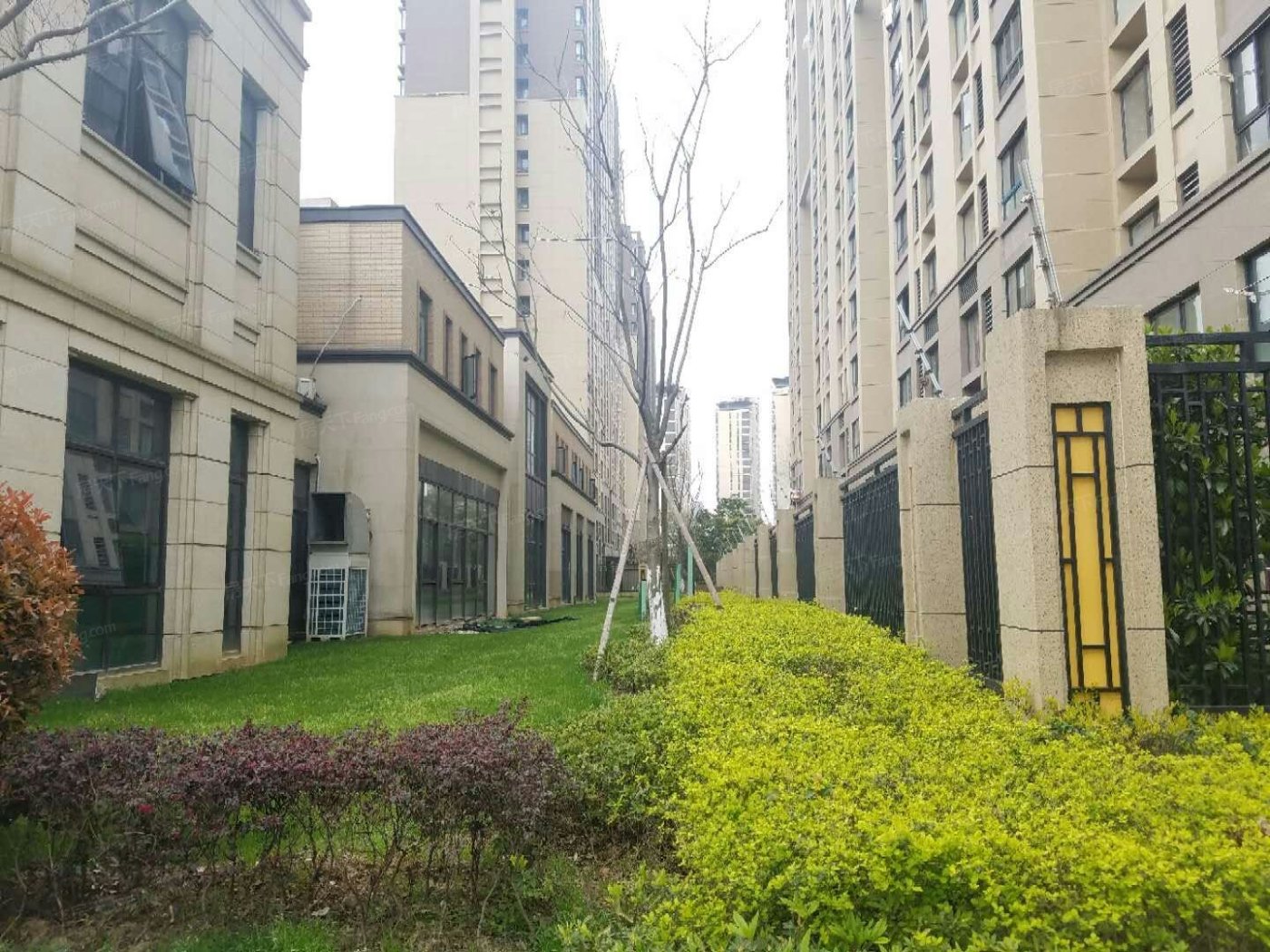 万科公园里4室2厅2卫南朝向7500.00元/月出租