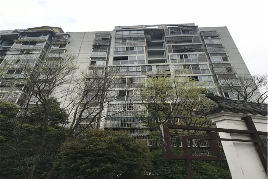 核桃小区2室1厅1卫西北朝向2400.00元/月出租