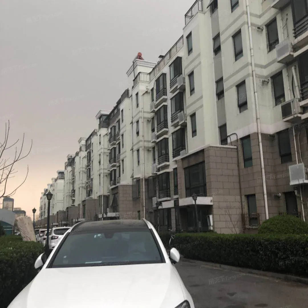 景馨园1室1厅1卫南朝向5460.00元/月出租