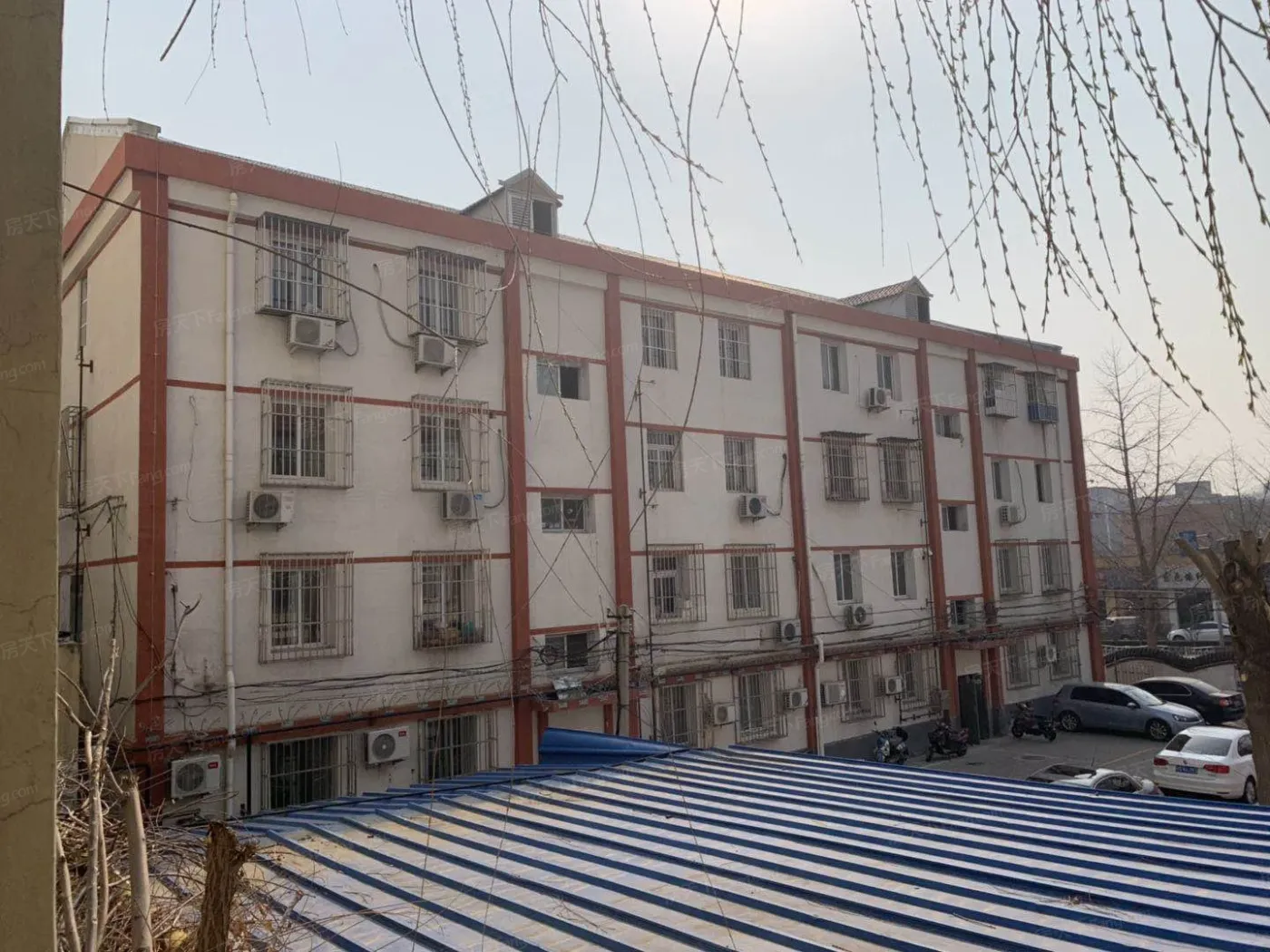 青春路3室1厅1卫东西朝向2000.00元/月出租