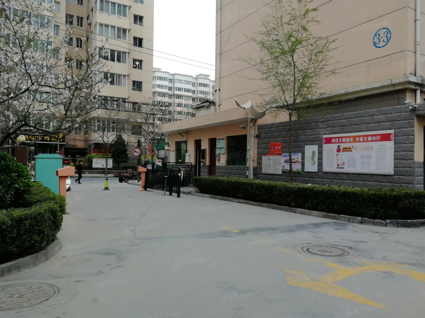 东岗世纪新村B区3室2厅1卫东朝向1800.00元/月出租