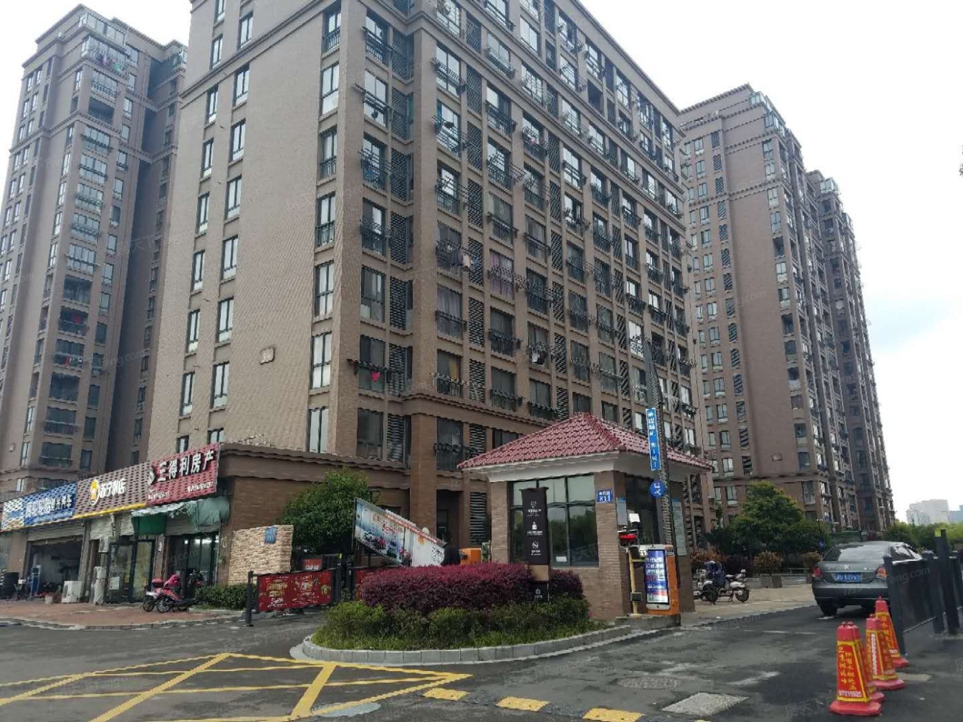 宋成佳苑2室2厅1卫南朝向2150.00元/月出租