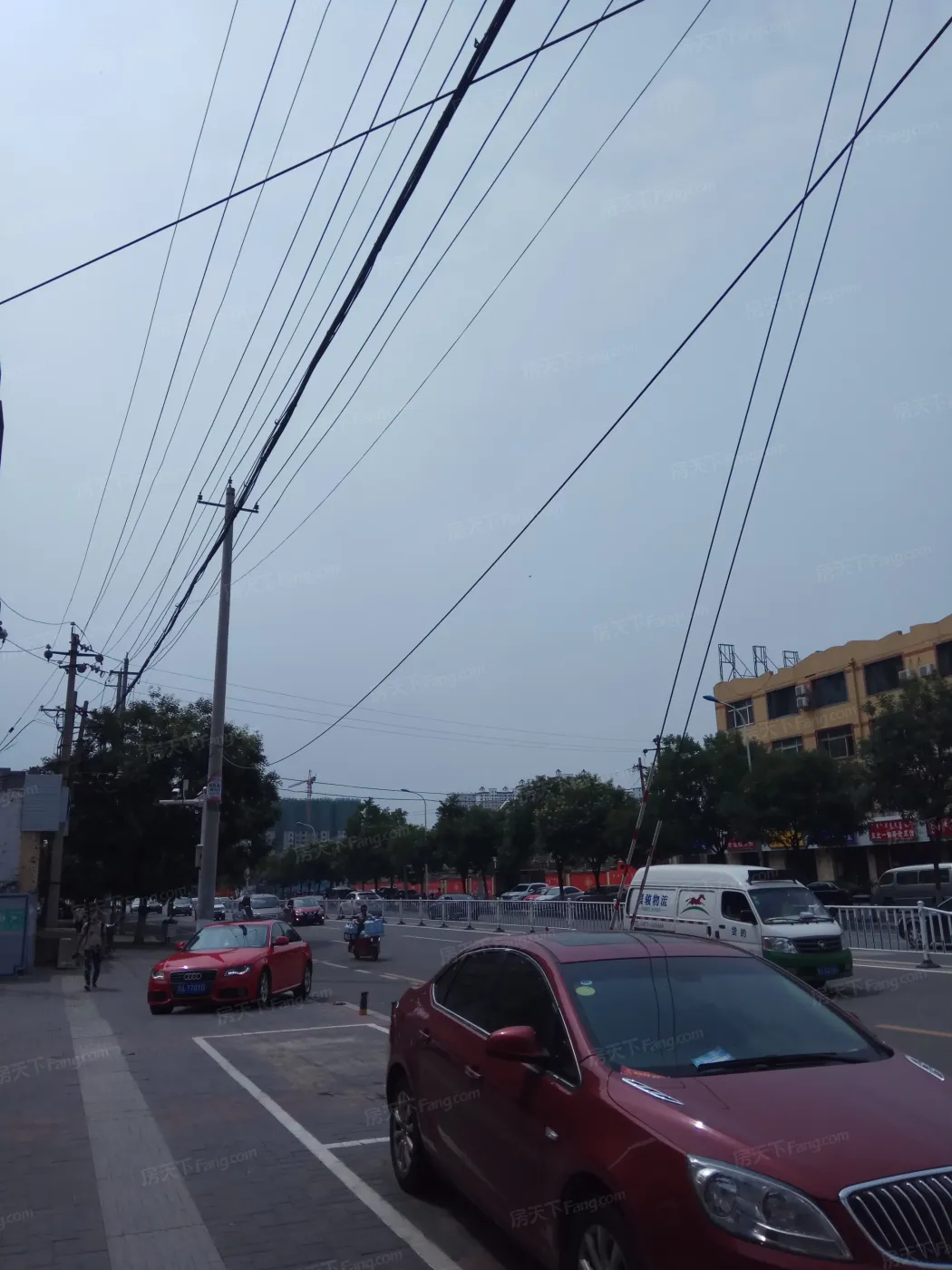 名品建筑1室1厅1卫南朝向1350.00元/月出租