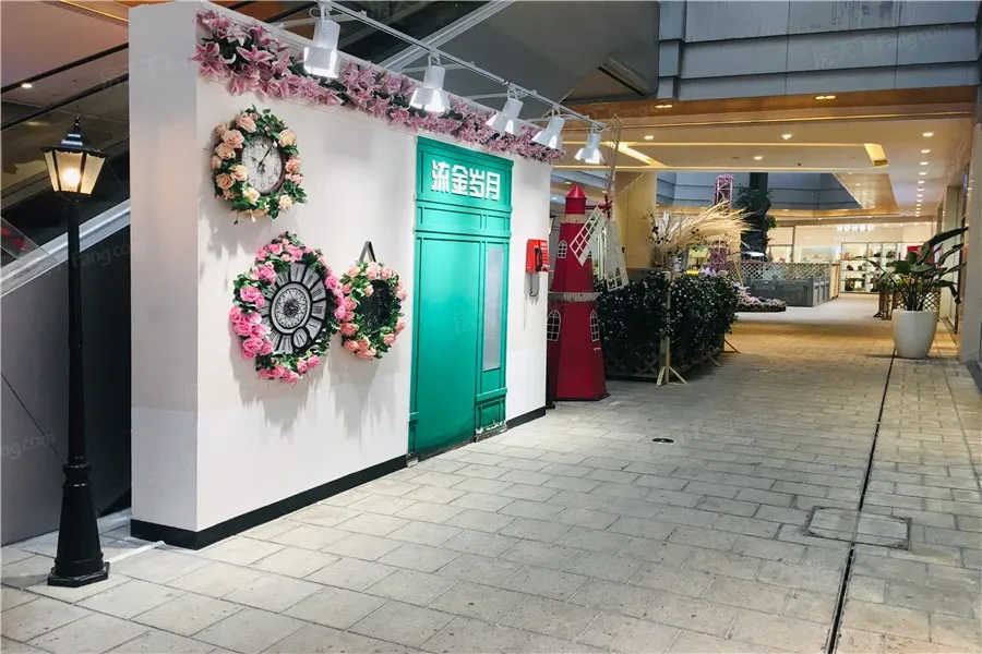 郫县百伦广场2室1厅1卫东南朝向1650.00元/月出租