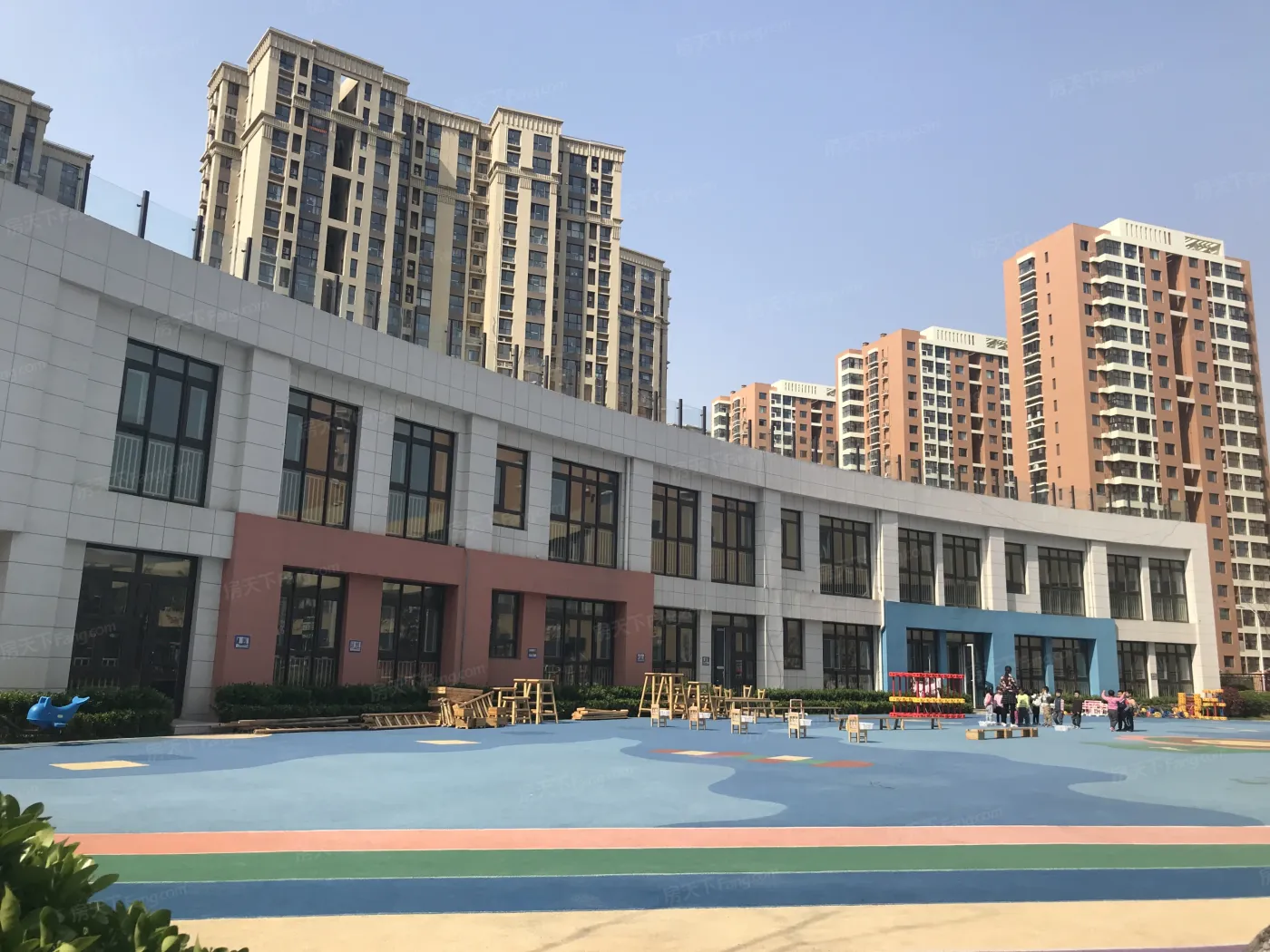 海尔鼎世华府2室1厅1卫南朝向2400.00元/月出租