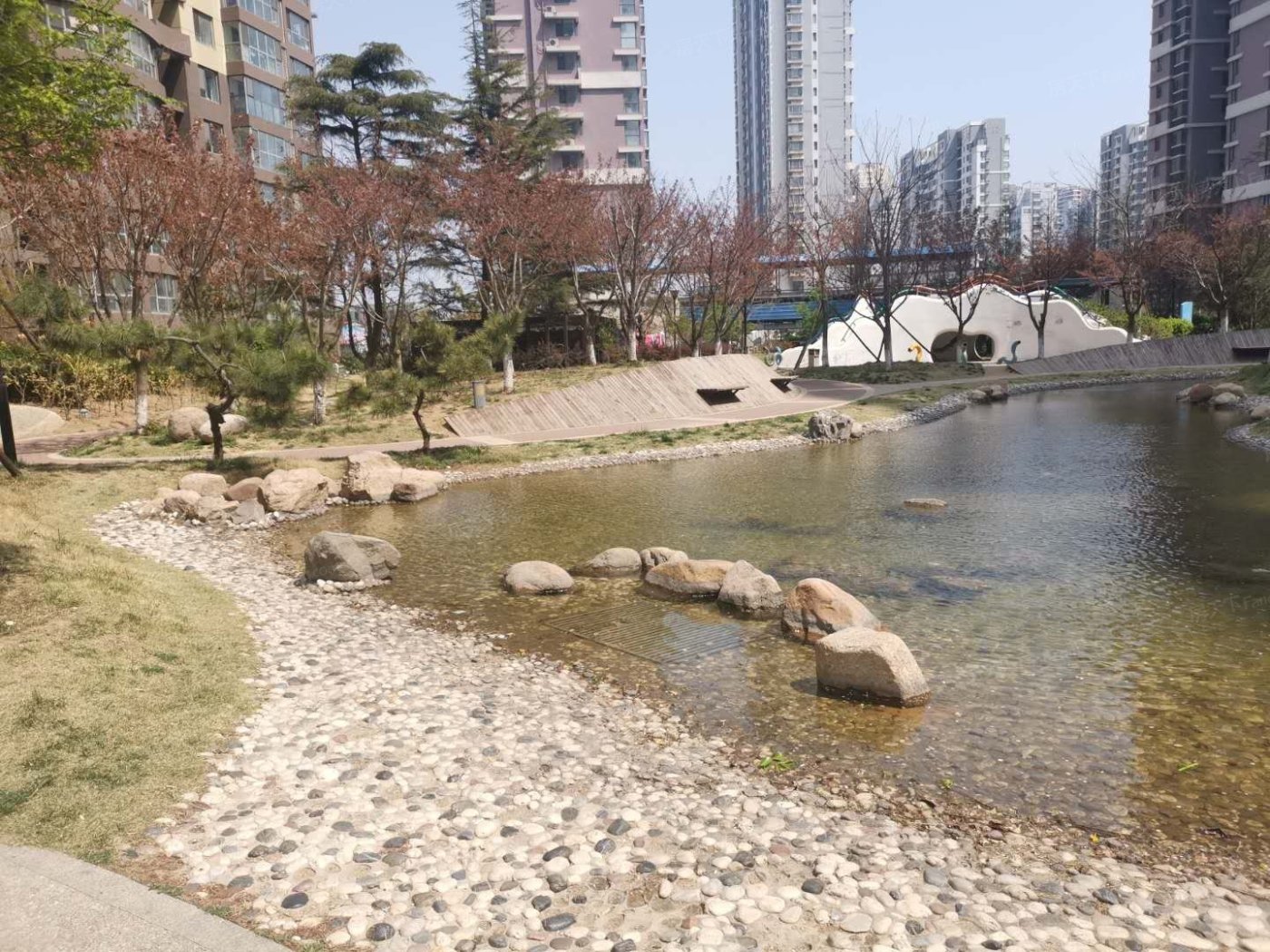 中冶爱彼岸2室2厅1卫南朝向1800.00元/月出租