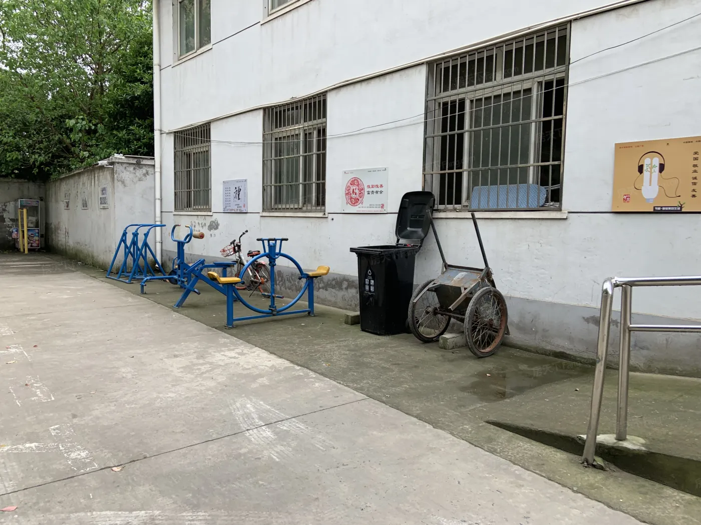 华江一村2室1厅1卫南朝向4500.00元/月出租