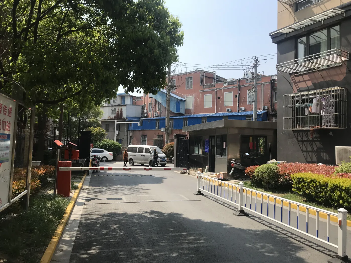 德民旺角3室1厅1卫南北朝向1300.00元/月出租