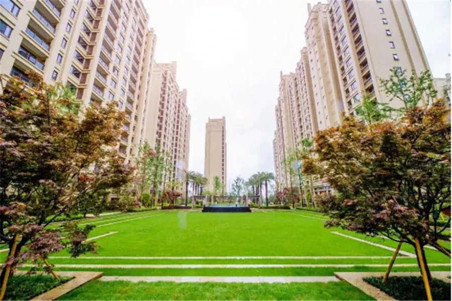 阳光100阿尔勒2室1厅1卫南朝向1500.00元/月出租