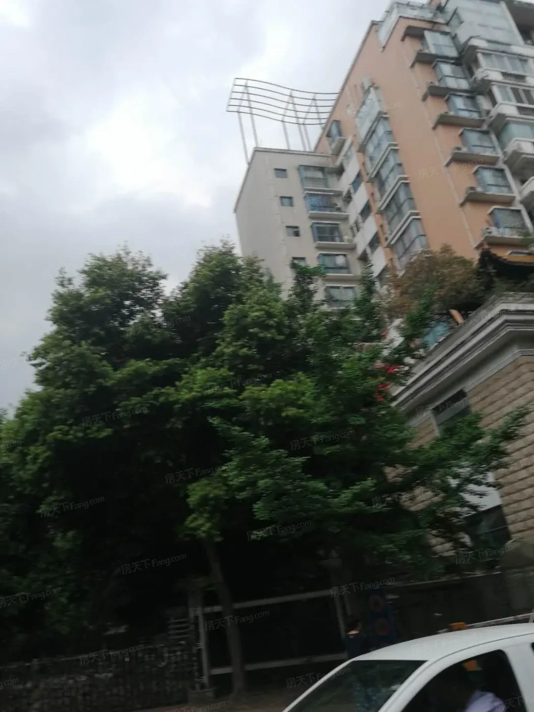 丽景天成2室1厅1卫西朝向2600.00元/月出租