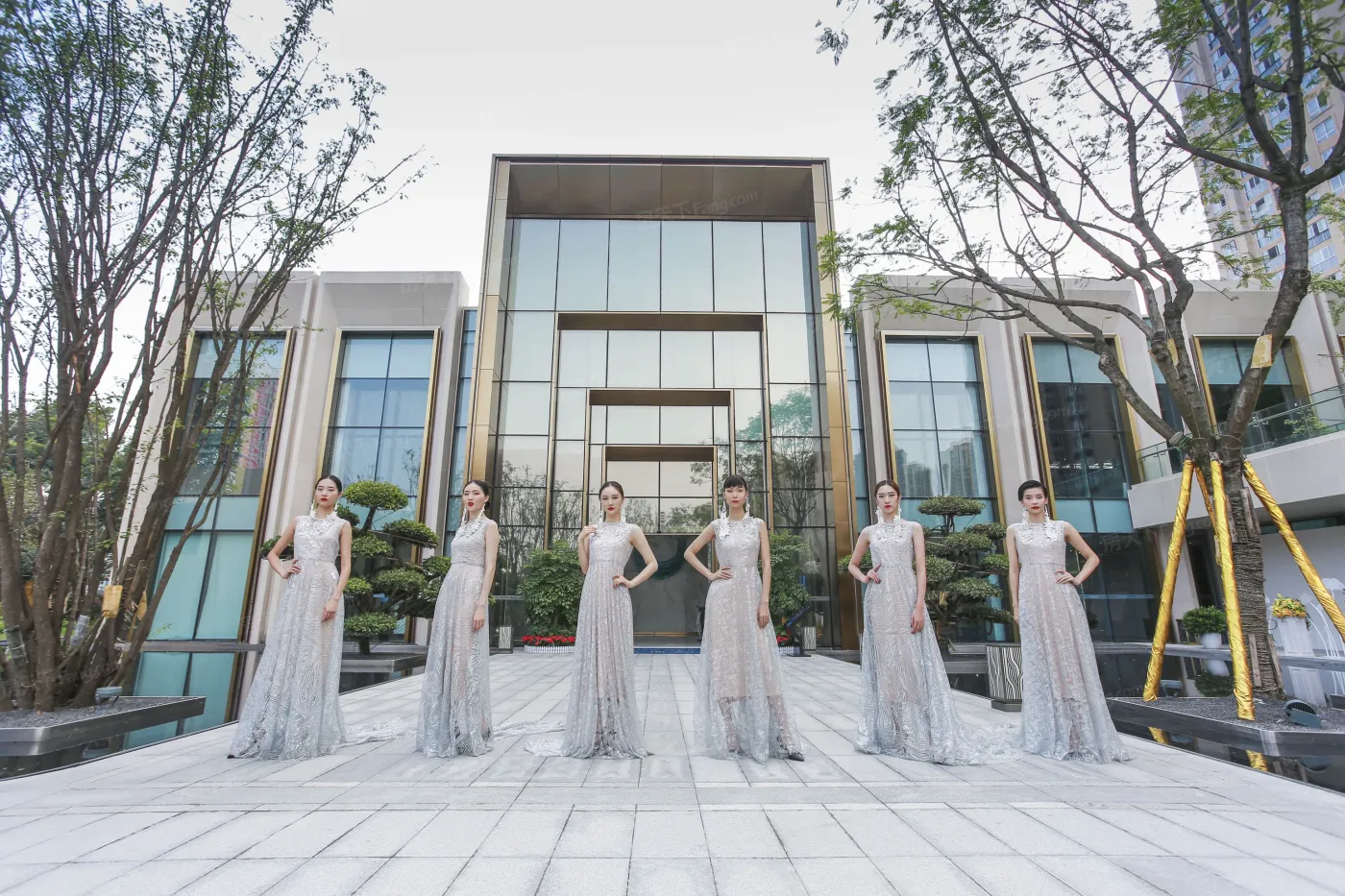 鑫苑御景台2室1厅1卫西南朝向1800.00元/月出租