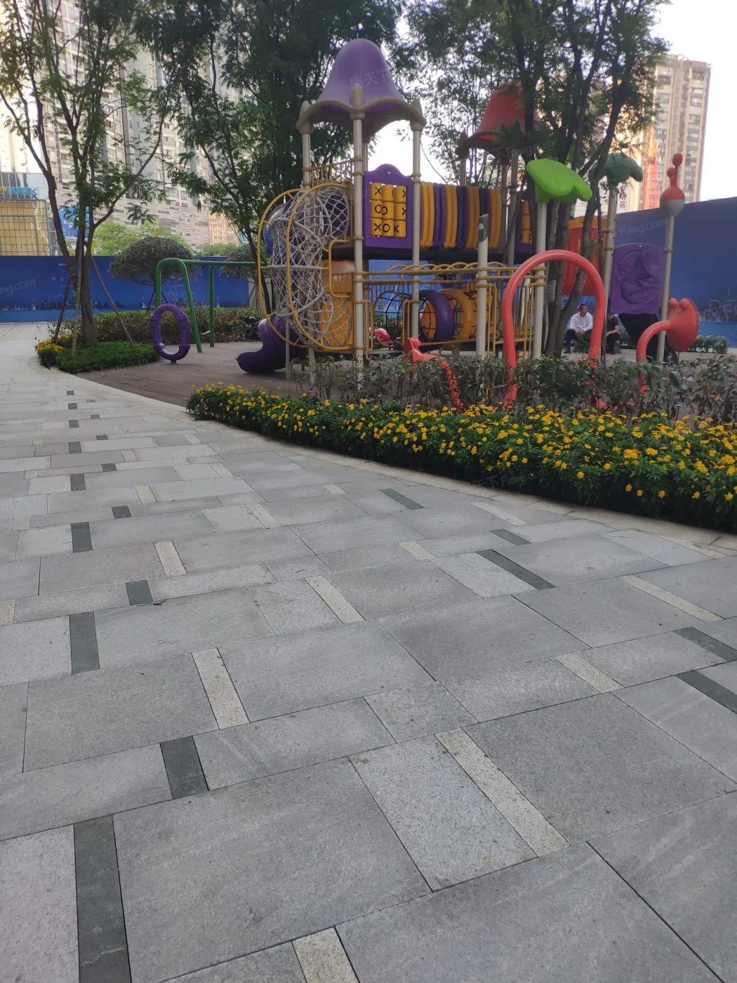 中港CCPARK2室1厅1卫东朝向3300.00元/月出租