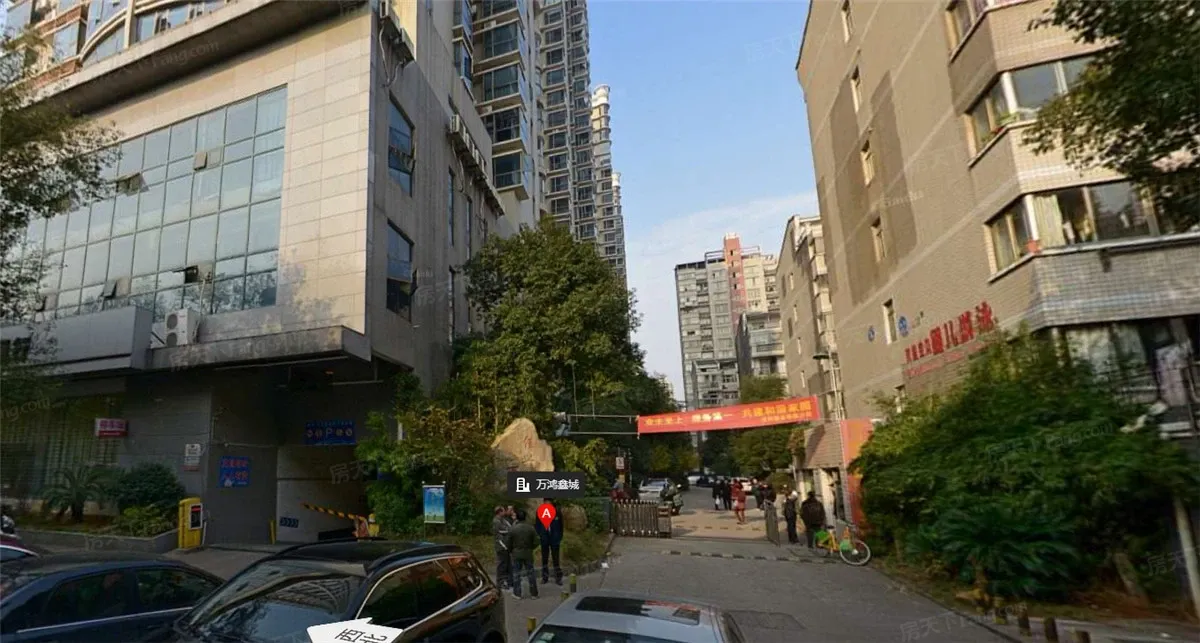 佳兴万鸿鑫城3室2厅2卫南北朝向1600.00元/月出租