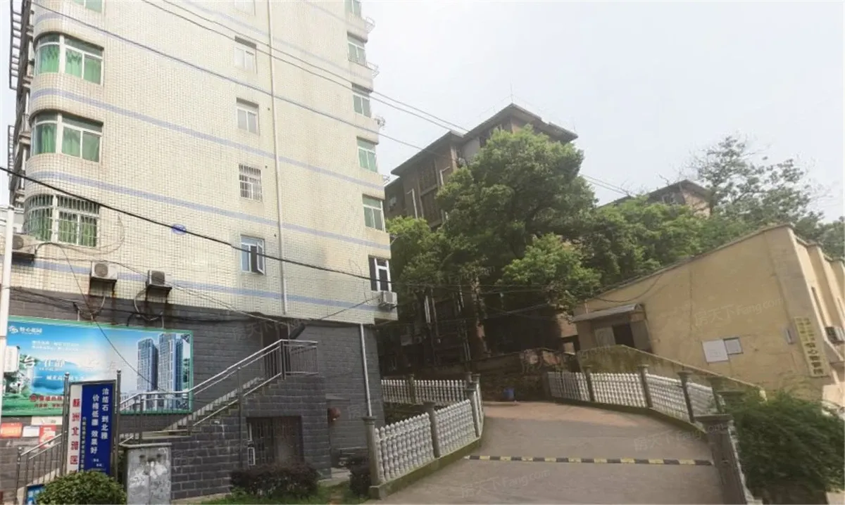 怡心花园1室1厅1卫南朝向600.00元/月出租