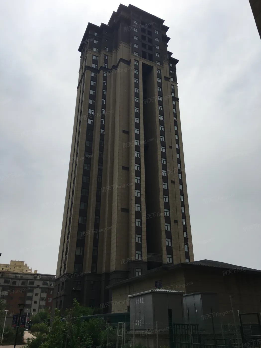 东安白金首府实景图