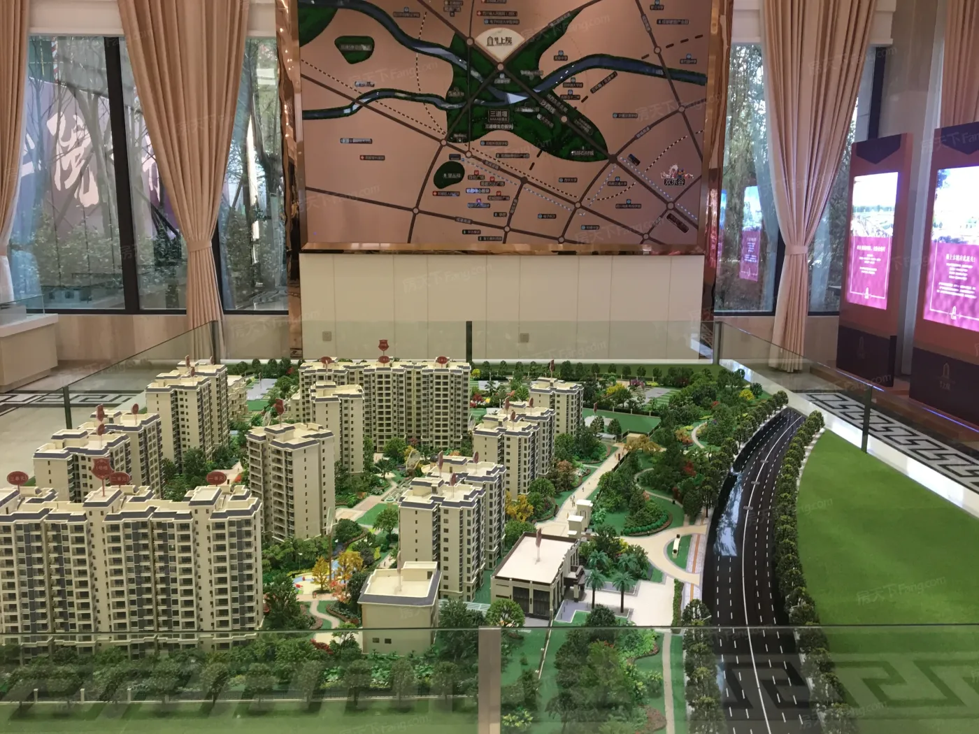 瑞和上院3室2厅1卫东南朝向1200.00元/月出租