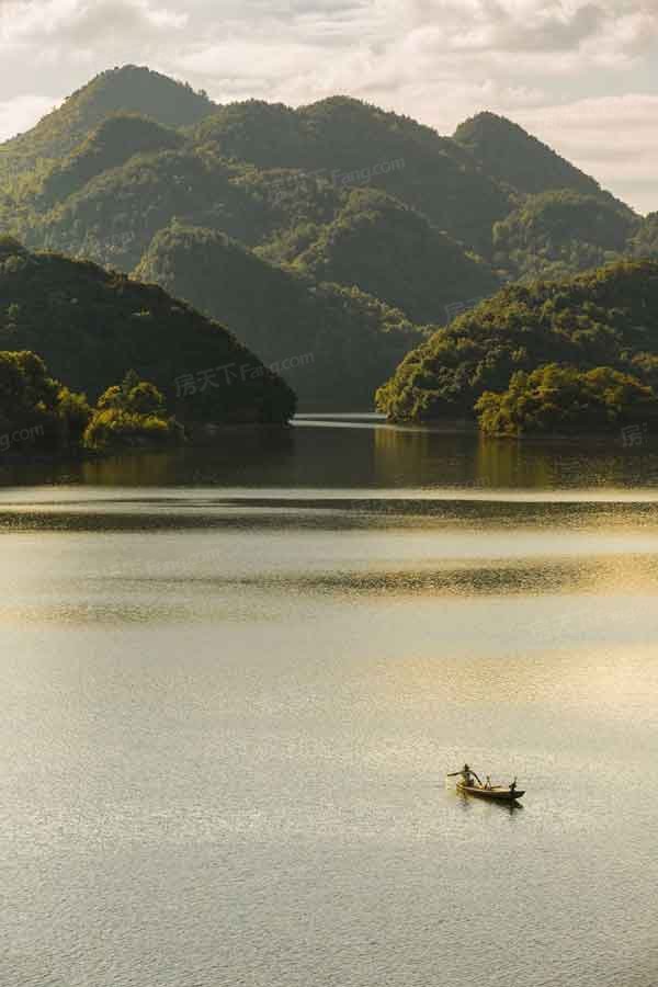 龙湖·景粼天著