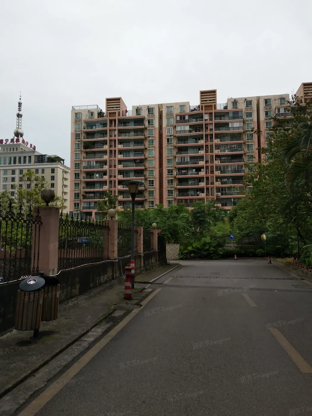 广西水利电业集团宿舍4室2厅2卫南朝向3200.00元/月出租