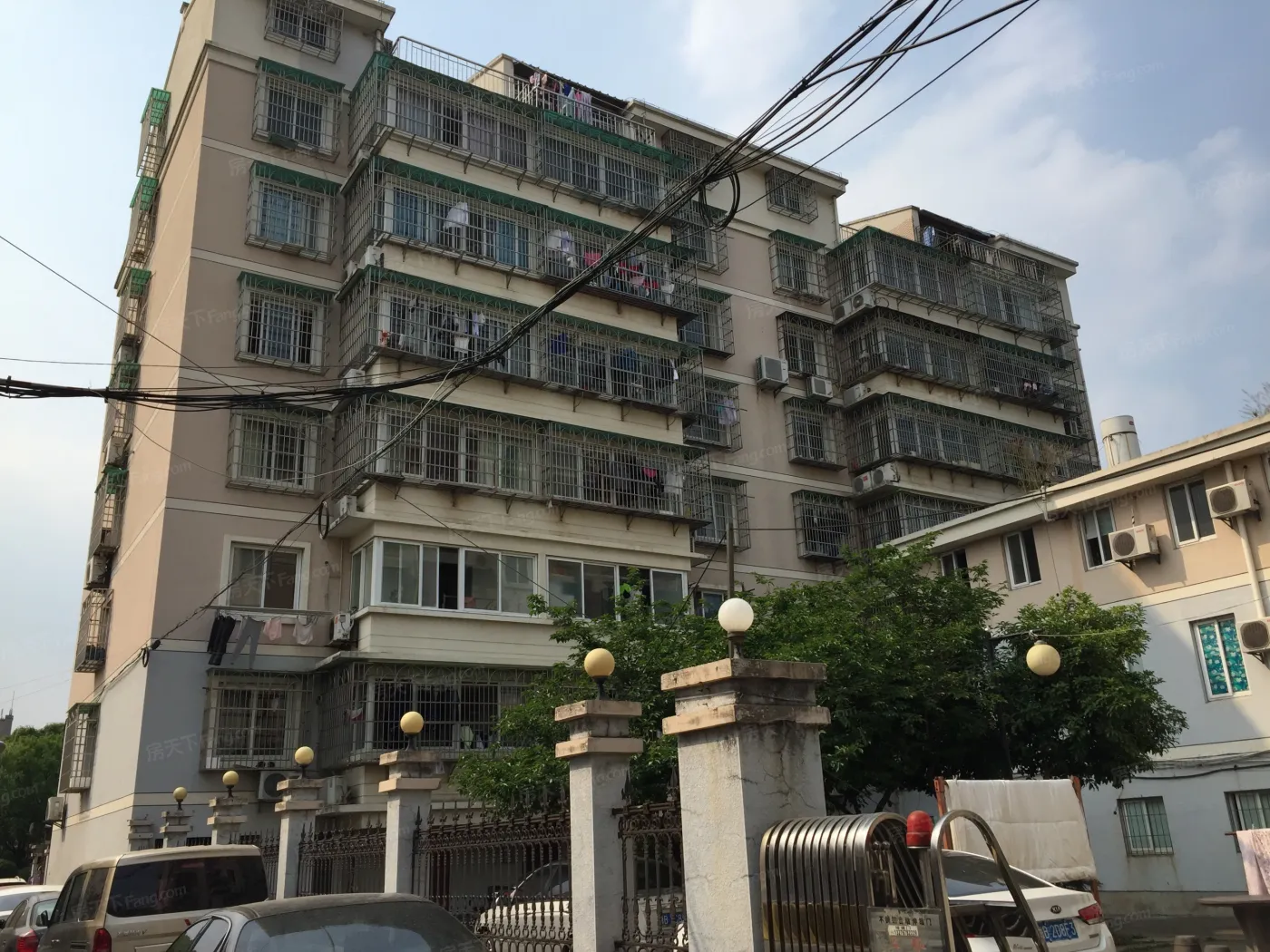 洛兹小区4室2厅3卫南朝向3800.00元/月出租