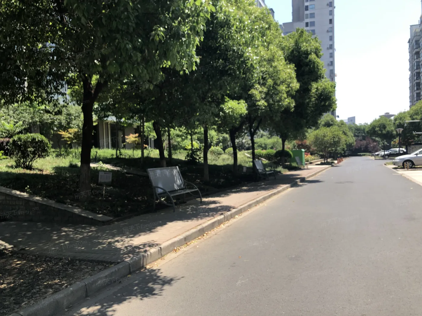 光华世家2室2厅1卫南朝向2100.00元/月出租