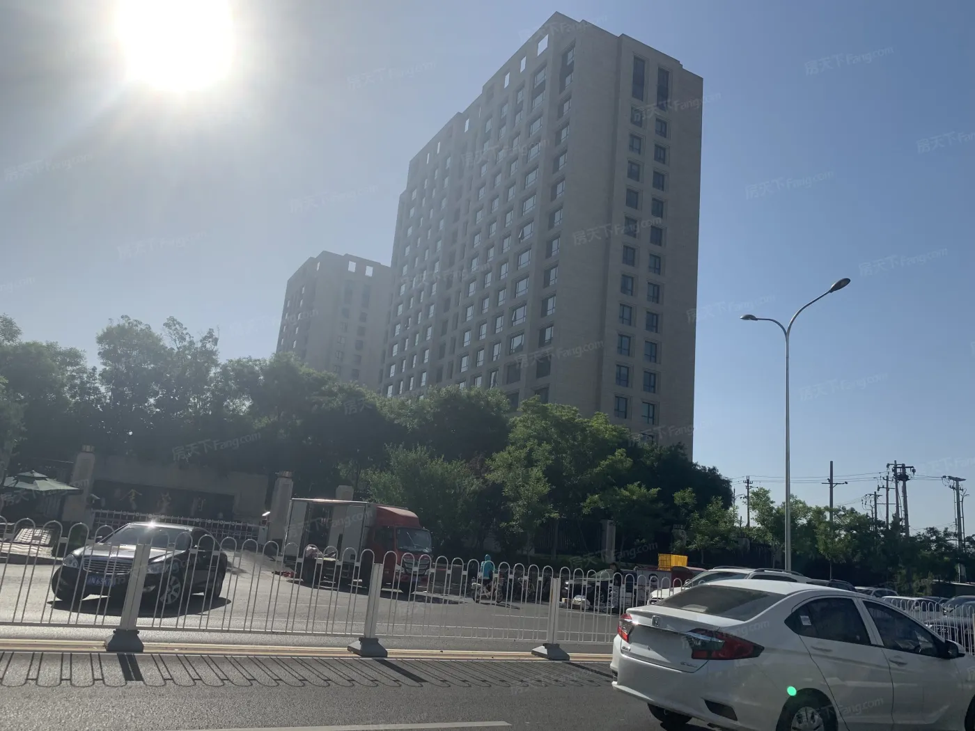 望京金茂府3室2厅3卫南北朝向34000.00元/月出租