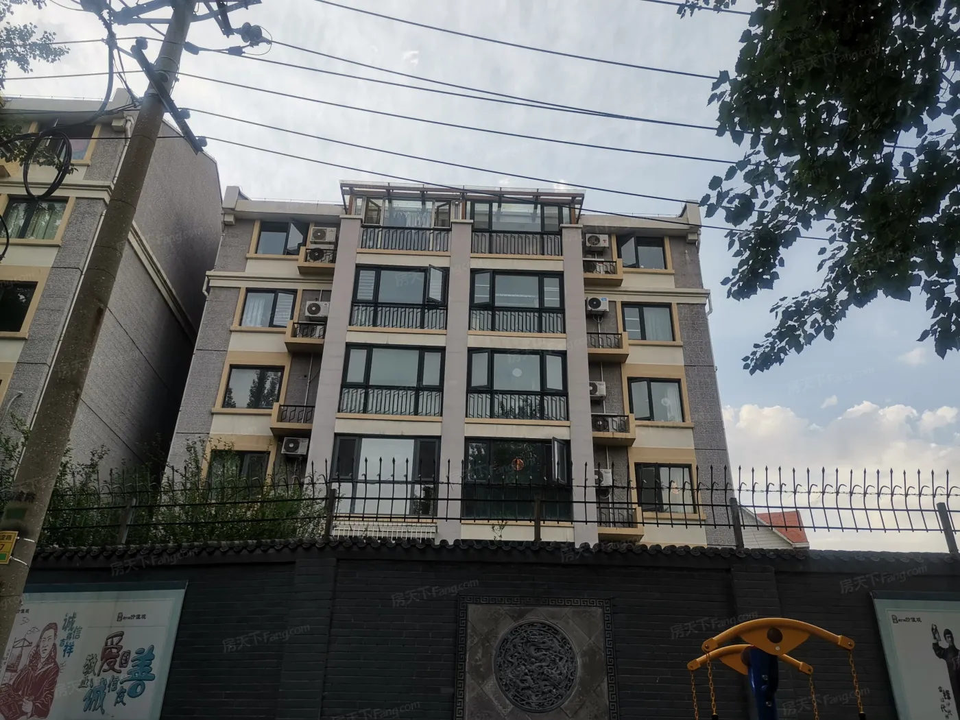 大有庄100号院2室1厅1卫南北朝向9400.00元/月出租