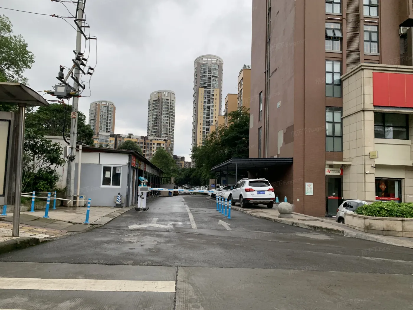 锦上城3室1厅1卫东南朝向1700.00元/月出租