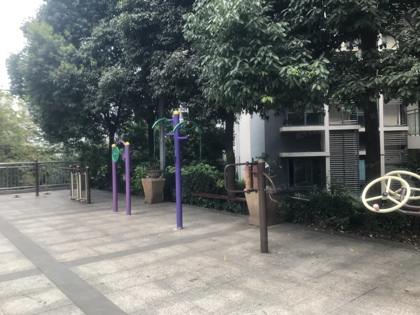香堤花径2室1厅1卫东朝向1700.00元/月出租
