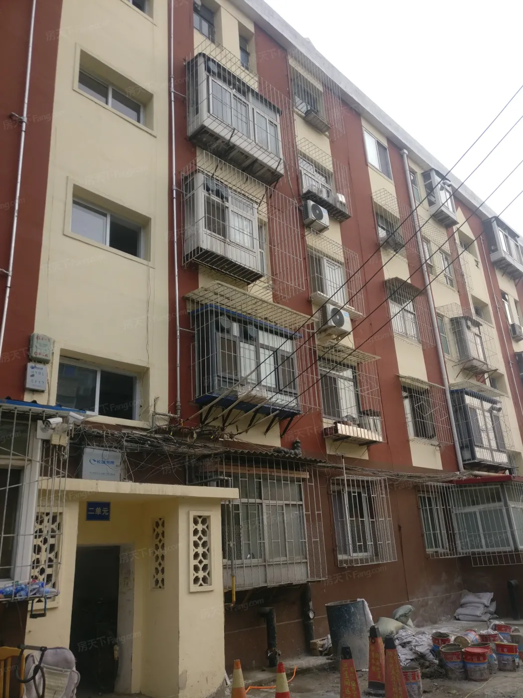 华岩南里2室1厅1卫南北朝向1000.00元/月出租