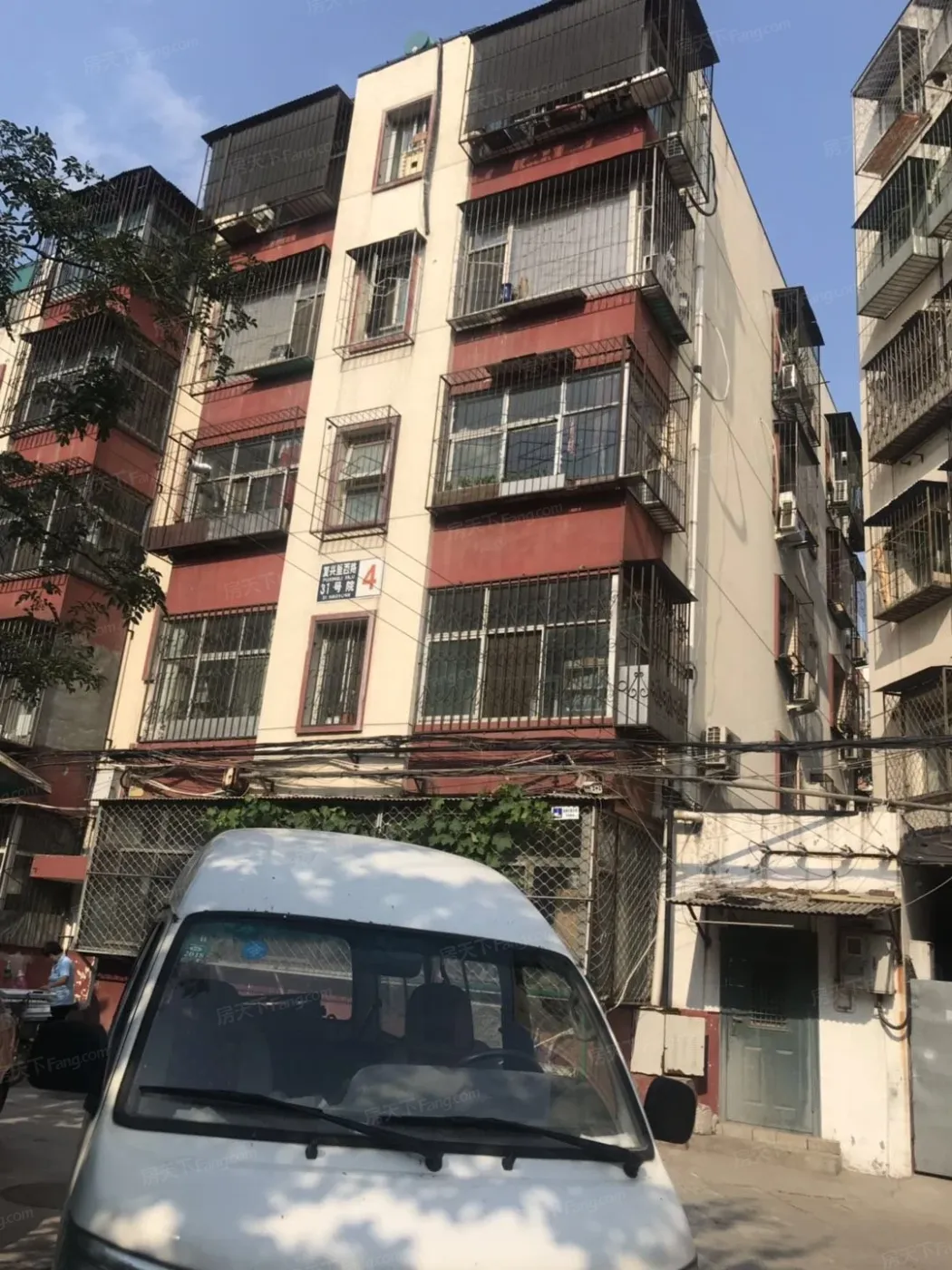 复兴西里31号院2室1厅1卫南北朝向3500.00元/月出租