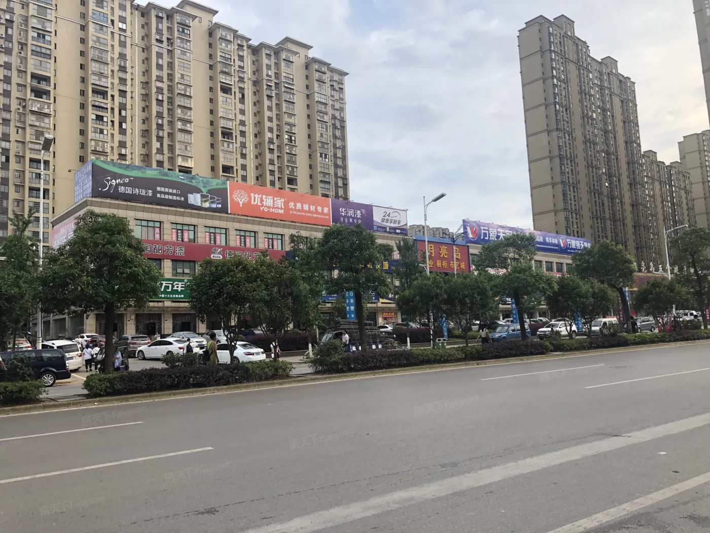 新华联梦想城3室2厅1卫南朝向1930.00元/月出租