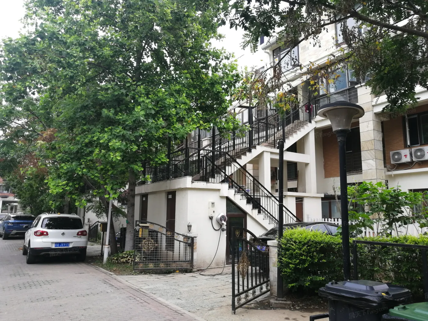 珠江国际城2室1厅1卫南朝向3200.00元/月出租