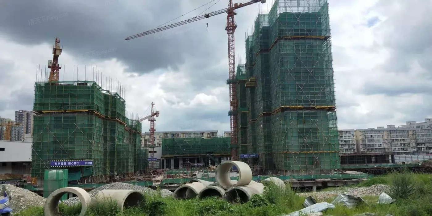 梵悦里3室2厅2卫南朝向1550.00元/月出租