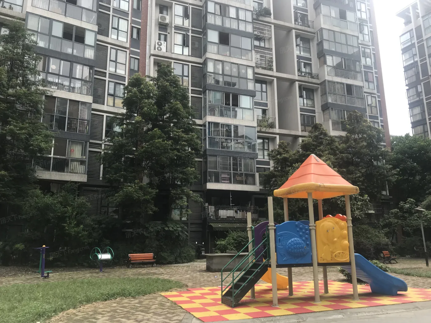 幸福里小区1室1厅1卫南朝向1500.00元/月出租