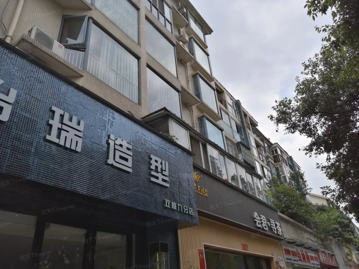 嘉瑞苑二期2室2厅1卫南朝向2500.00元/月出租