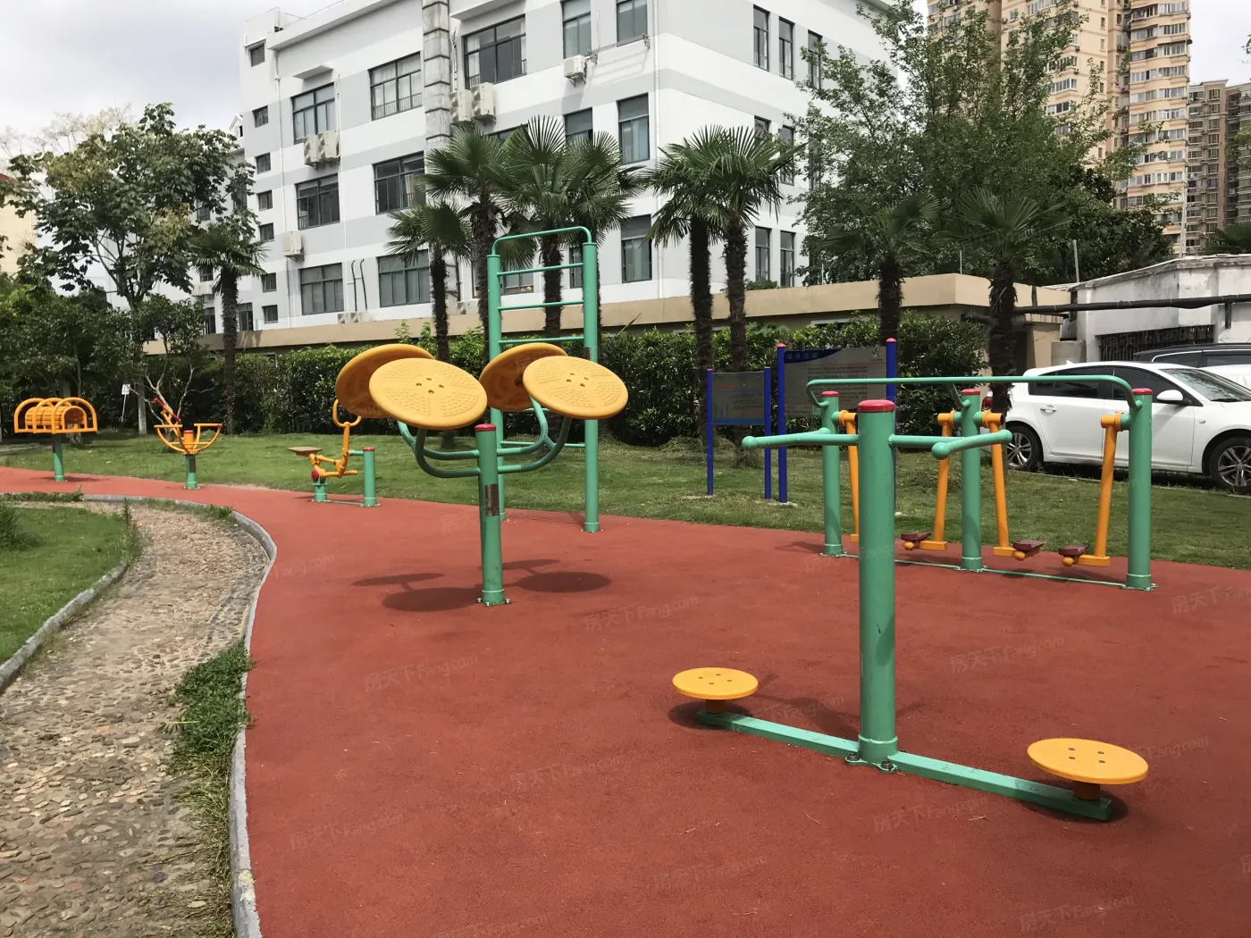 静安新城四区2室1厅1卫南朝向5100.00元/月出租