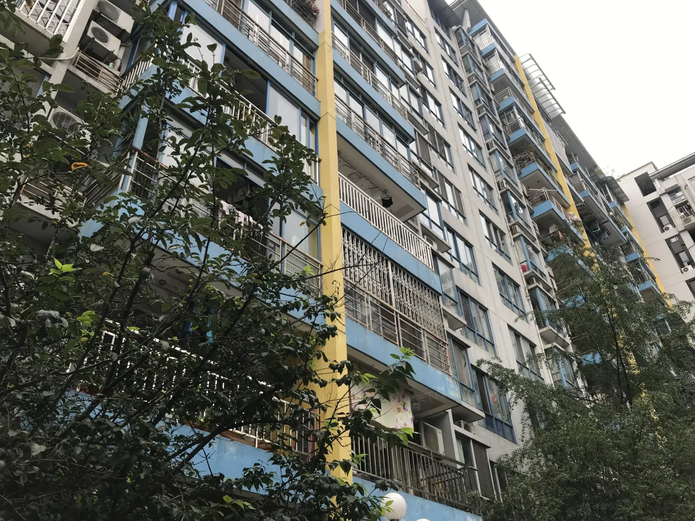 聚星城公寓2室2厅1卫北朝向4000.00元/月出租