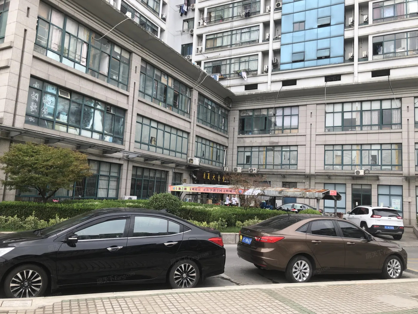 月厦新天地1室1厅1卫西朝向2000.00元/月出租