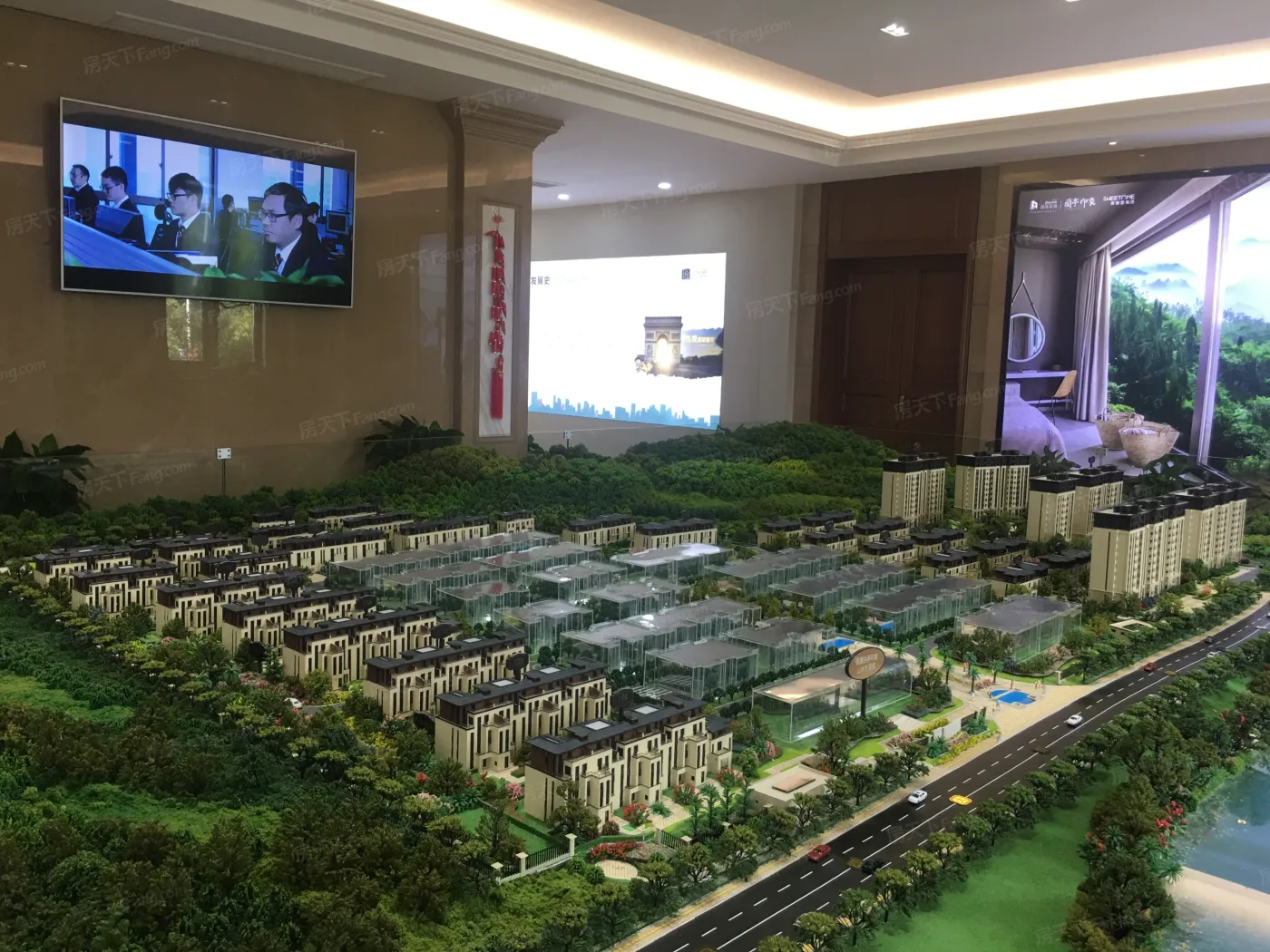 兰印府3室2厅2卫南朝向1000.00元/月出租