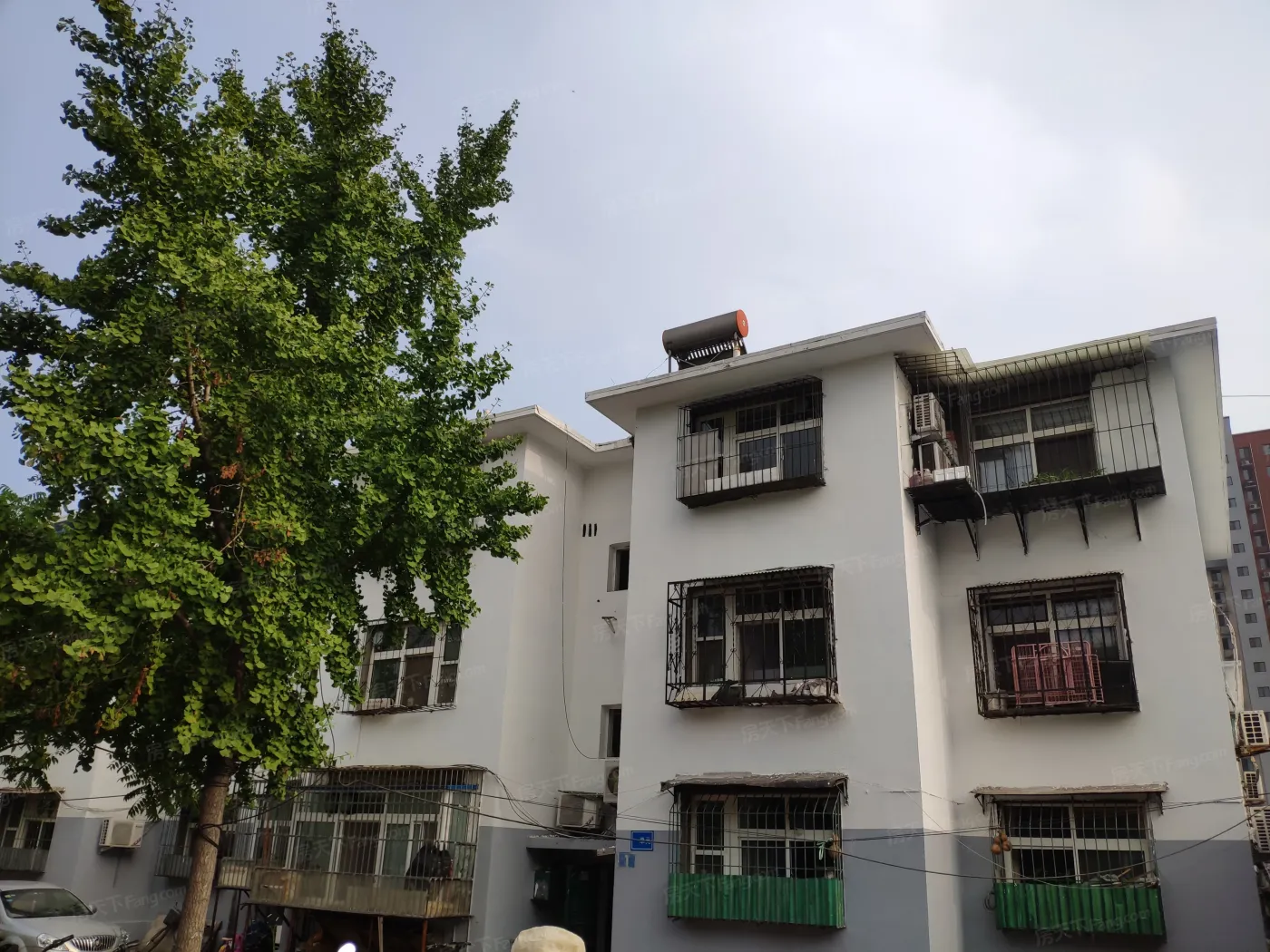 增辉楼2室1厅1卫南北朝向1200.00元/月出租