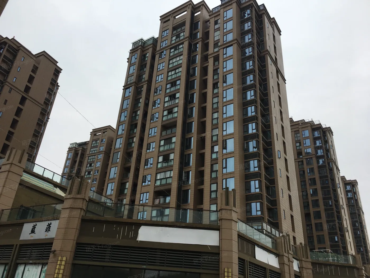华宇西城雅郡2室1厅1卫东南朝向2500.00元/月出租