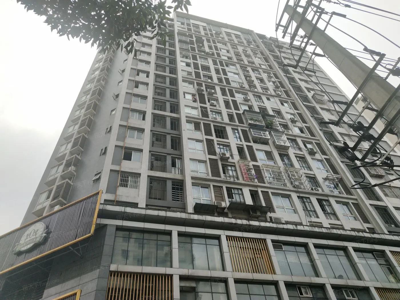 经典再现1室1厅1卫西朝向1600.00元/月出租