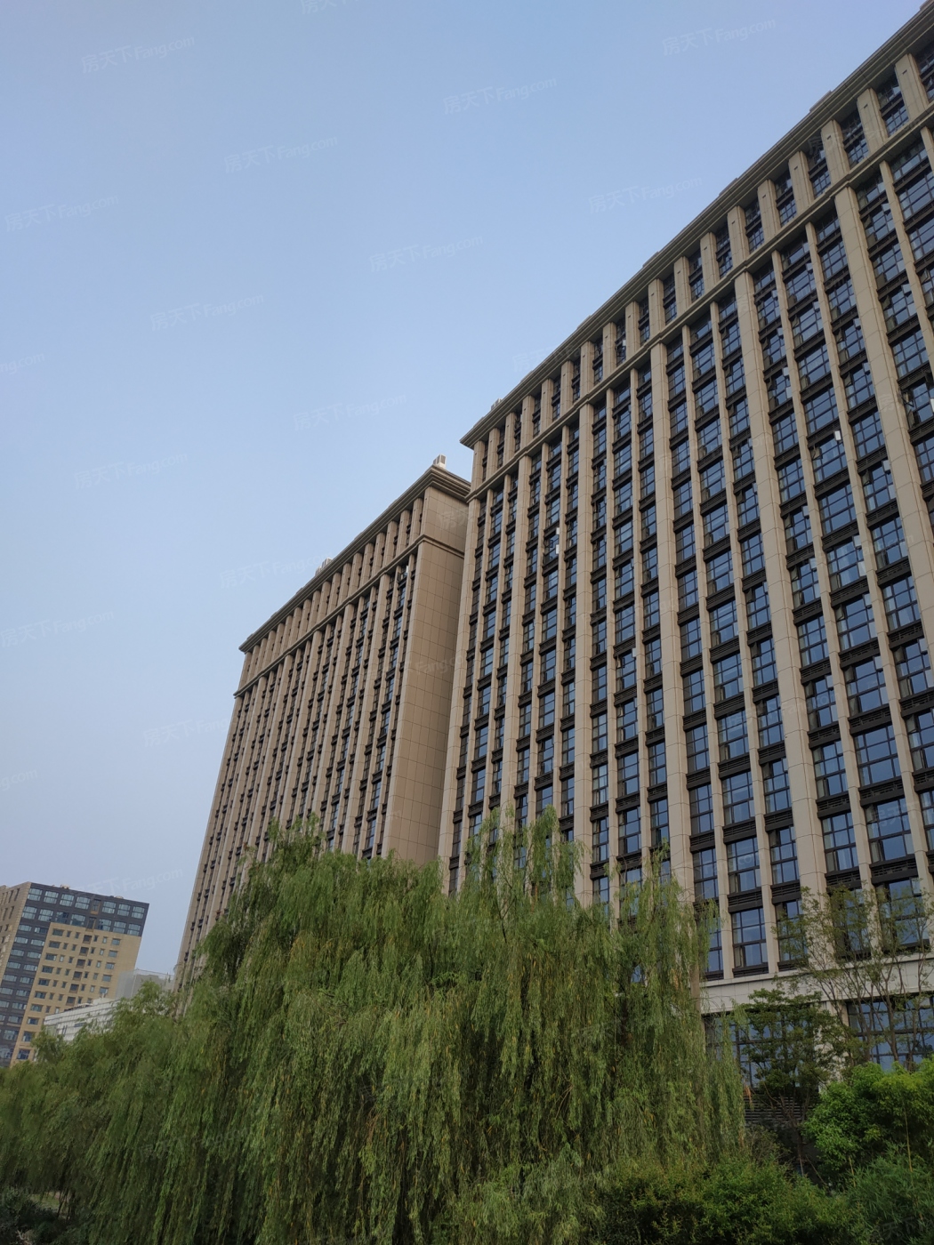 浙港国际酒店式公寓实景图-楼盘外观