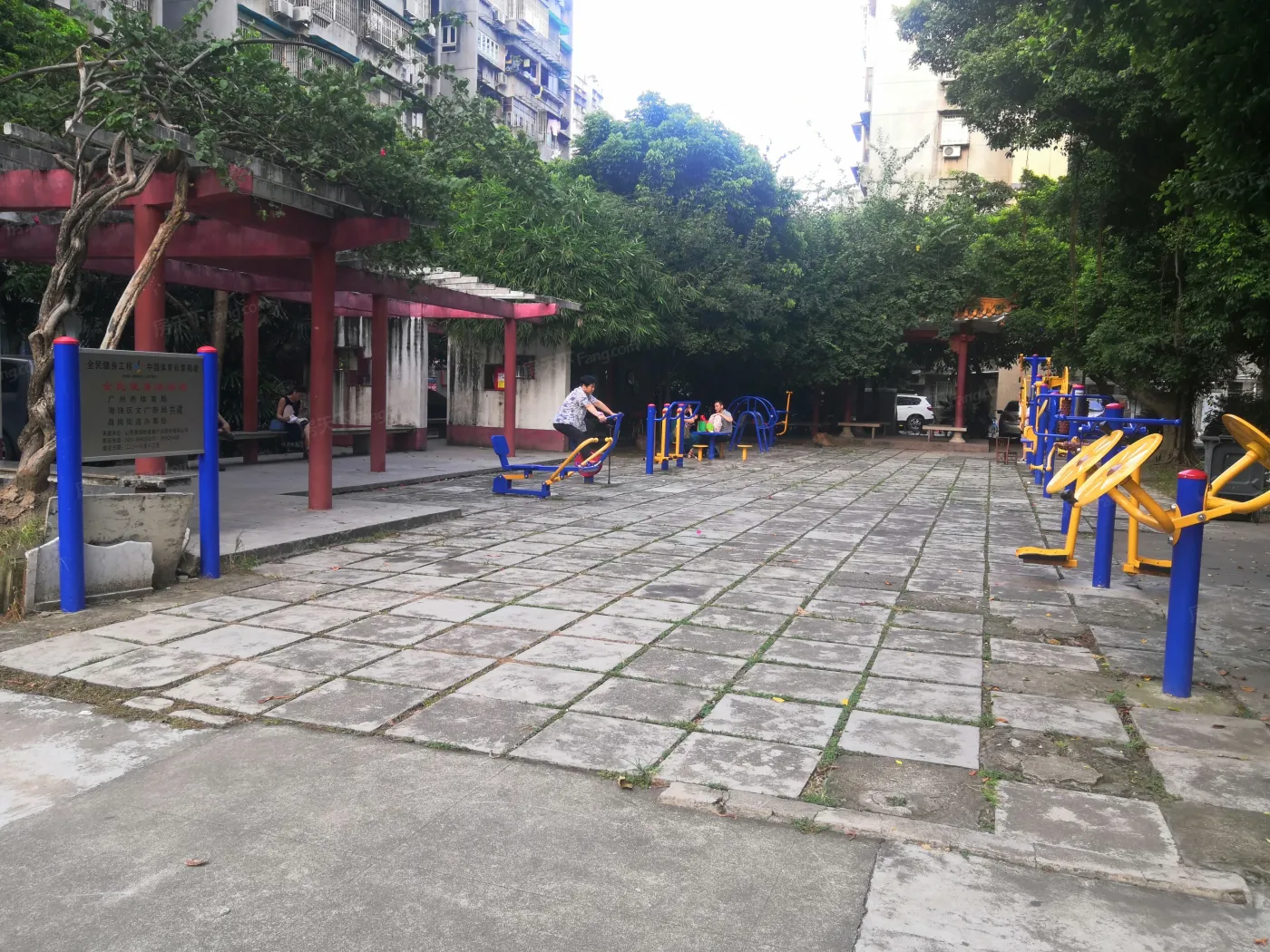 穗花新村2室1厅1卫南朝向3000.00元/月出租
