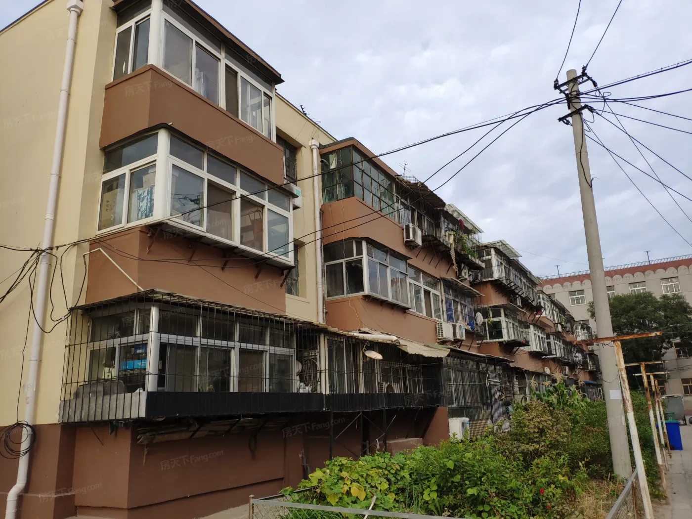 爱国里1室1厅1卫南朝向550.00元/月出租